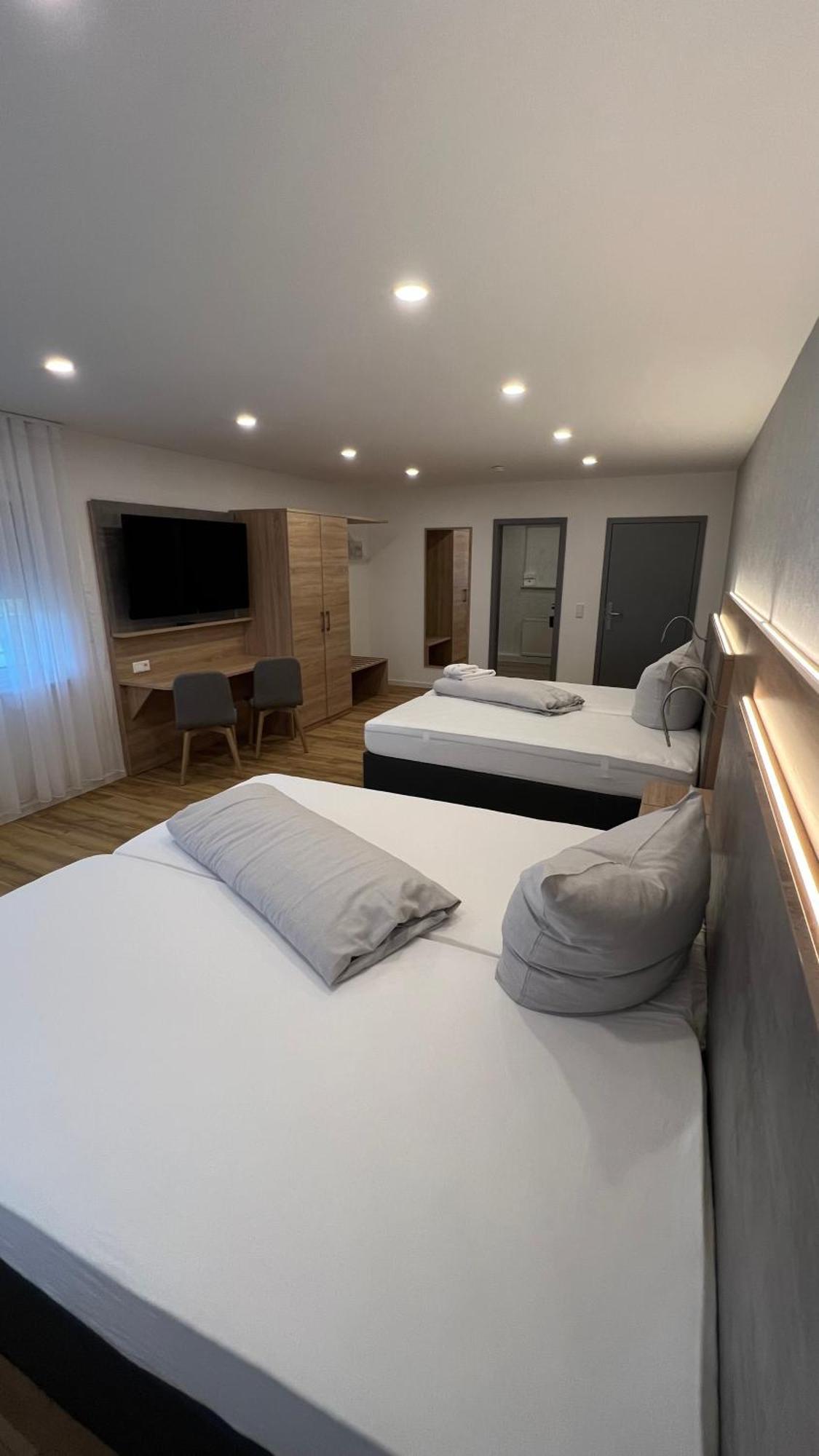Hotel & Restaurant Am Kirschberg Alten Buseck Экстерьер фото