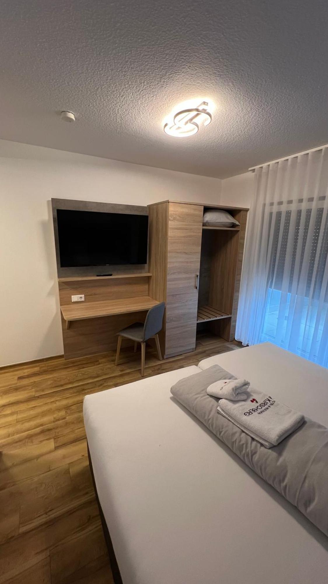 Hotel & Restaurant Am Kirschberg Alten Buseck Экстерьер фото