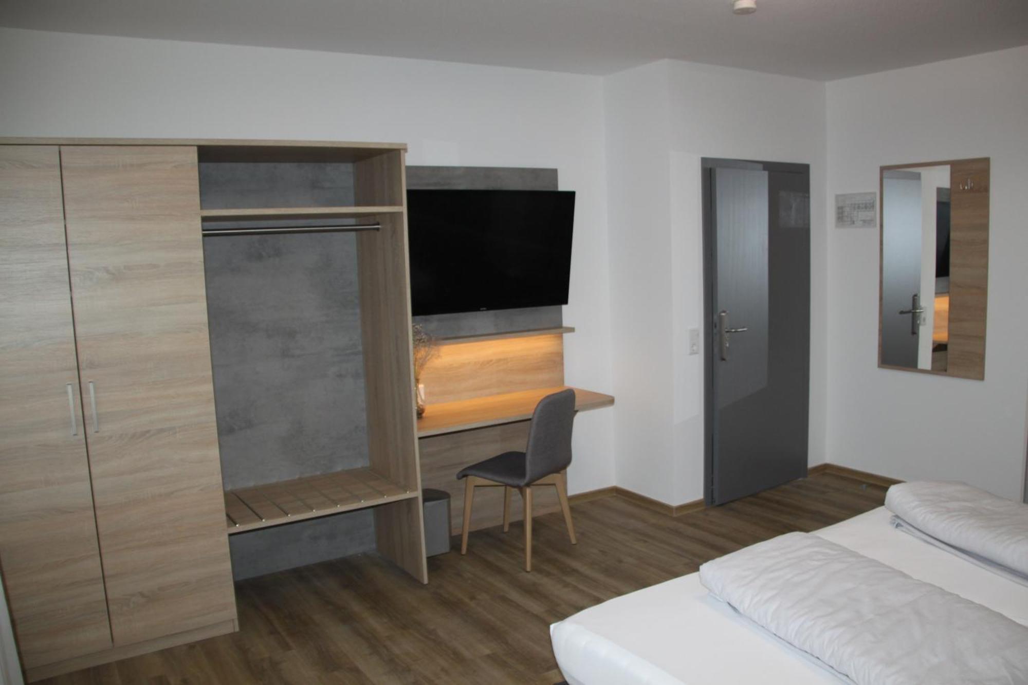 Hotel & Restaurant Am Kirschberg Alten Buseck Экстерьер фото